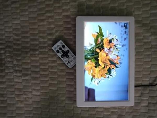 10" Digital Photo Frame photo review