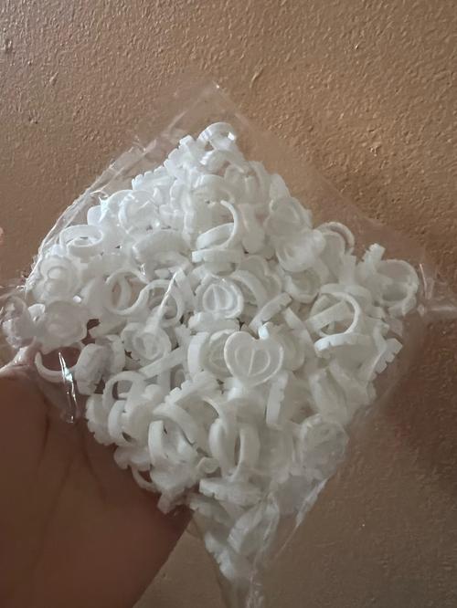 100Pcs Disposable Heart Shaped Eyelash Extension Glue Rings photo review