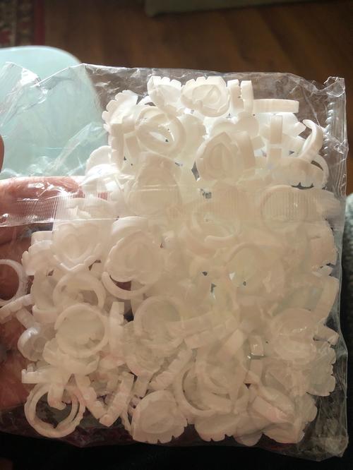 100Pcs Disposable Heart Shaped Eyelash Extension Glue Rings photo review