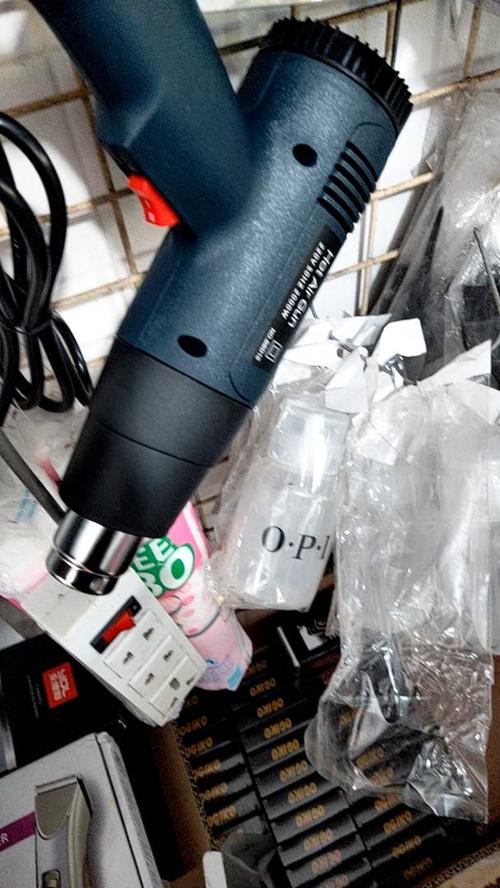 2000W Heat Gun Air Gun Dual Temperature Settings + 4 Nozzles High Power Tool photo review