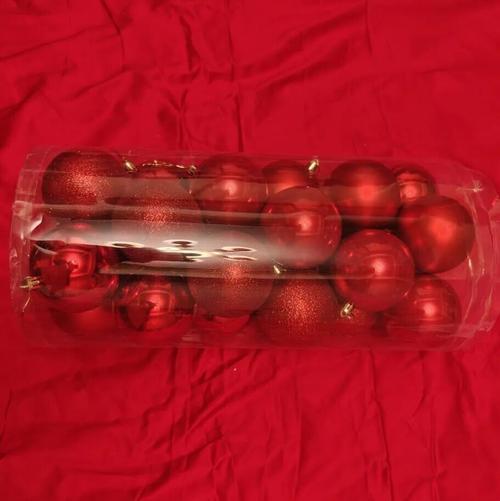 24Pcs 6cm Christmas Ball Ornaments Set - Painted Plastic Pendants for Christmas Tree photo review