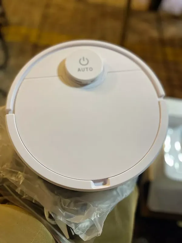 3-in-1 Large Automatic Robot Vacuum Cleaner with Self-Charging Feature photo review