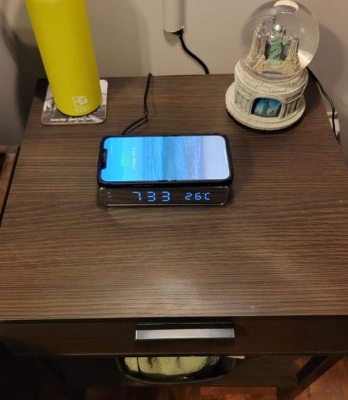 3-in-1 Wireless Charger Alarm Clock with LED Display photo review