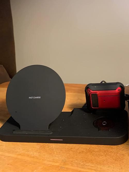 3 In 1 Wireless Charger Dock Station photo review