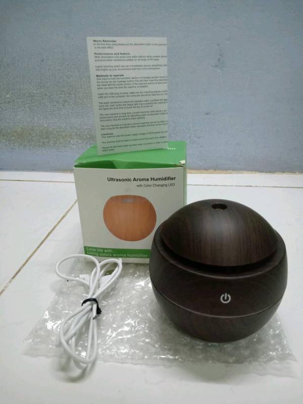 300ml Essential Oil Aroma Diffuser with Dark and Light Wood Grain photo review