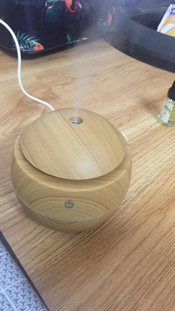 300ml Essential Oil Aroma Diffuser with Dark and Light Wood Grain photo review