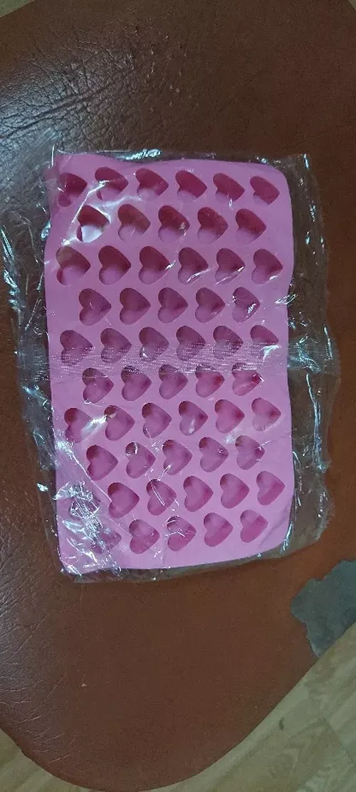 55 Love Mini Heart Shape Silicone Chocolate Ice Cube Mold - Refrigerator Baking Kitchen Mold photo review