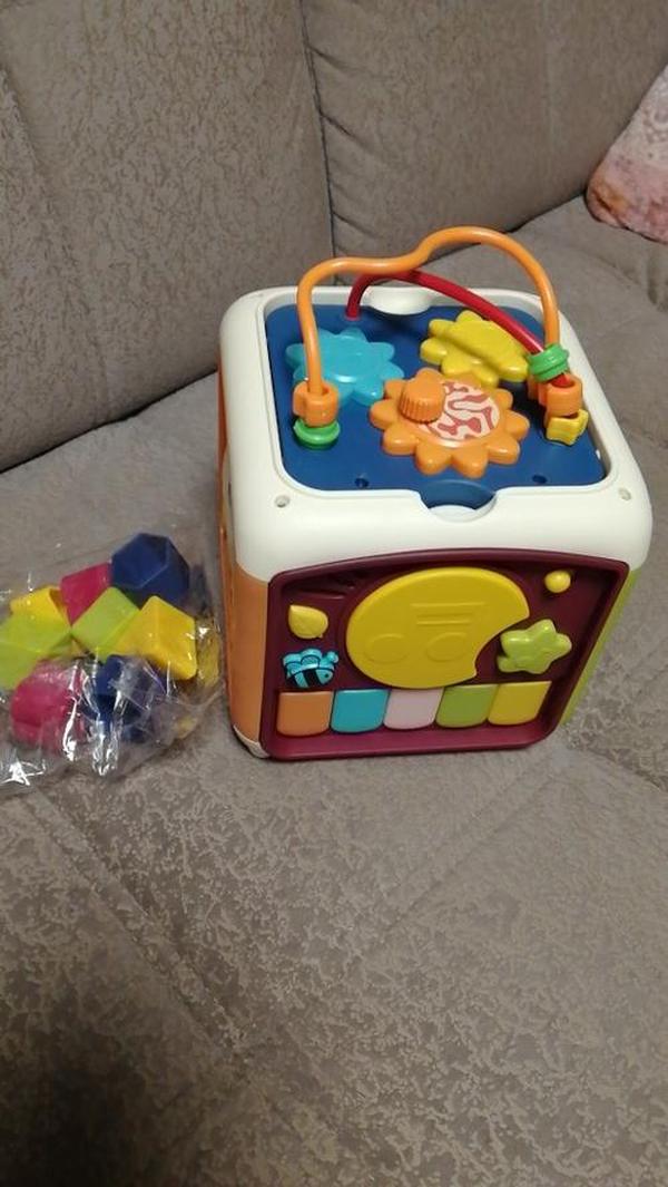 7-in-1 Activity Cube for Infants with Hand Beat Drum Puzzle and Music photo review