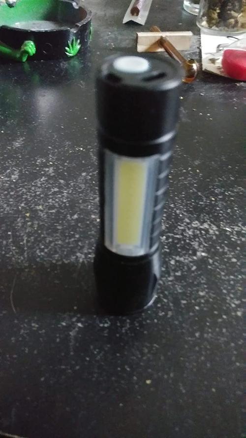 900000Lm Led Flashlight Tactical Light Super Bright Torch Usb Rechargeable Cob photo review