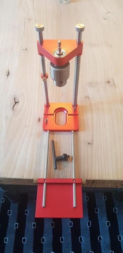 Adjustable Angle Drilling Locator for Precise Woodworking photo review