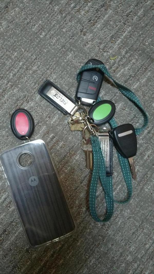 Anti-Lost Transmitter For Keys And Wallet With 4-In-1 Led Wireless Remote photo review