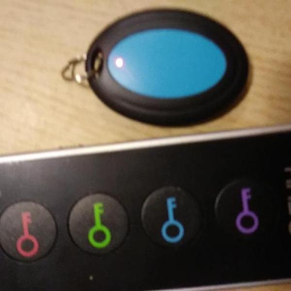 Anti-Lost Transmitter For Keys And Wallet With 4-In-1 Led Wireless Remote photo review