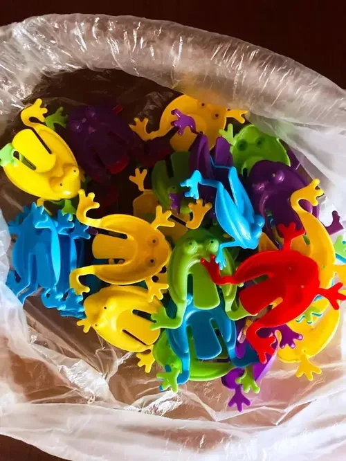 Assorted Jumping Frogs Stress Relief Toys for Kids and Adults photo review