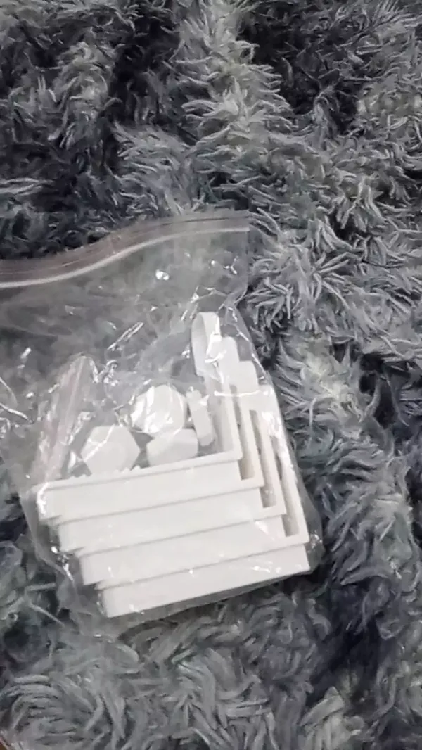 Bed Sheet Grippers Clip Set photo review