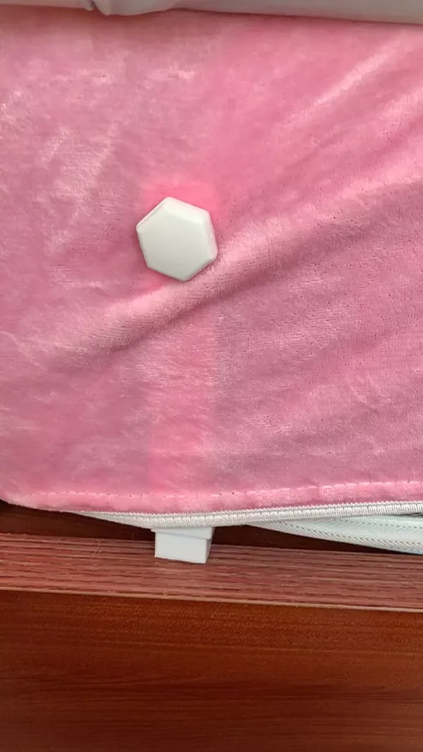 Bed Sheet Grippers Clip Set photo review