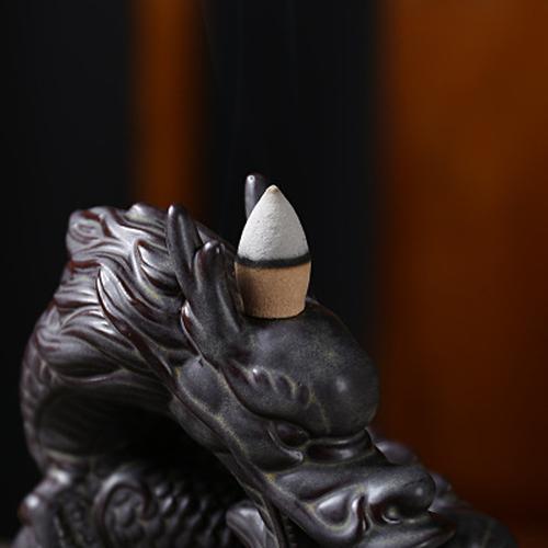 Black Dragon Aromatherapy Waterfall Incense Burner with 20 Cones