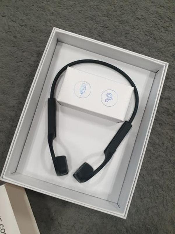 Bone Conduction Headphones Sports Earphone photo review