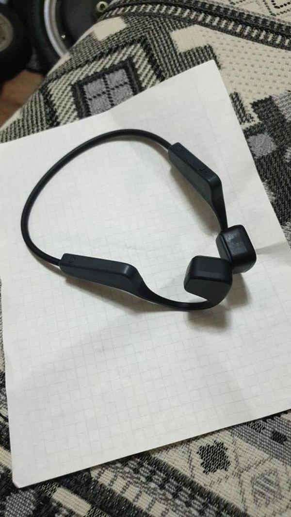 Bone Conduction Headphones Sports Earphone photo review