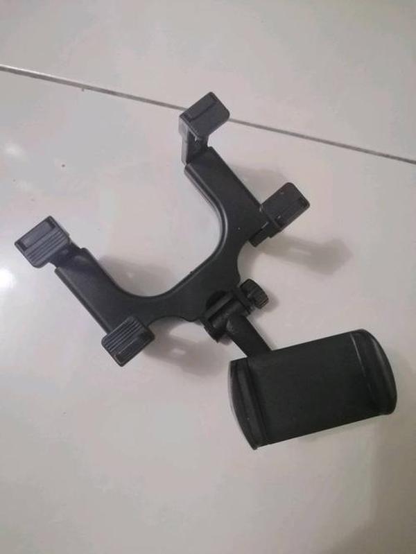 Car Mount Rearview Mirror Phone Holder photo review