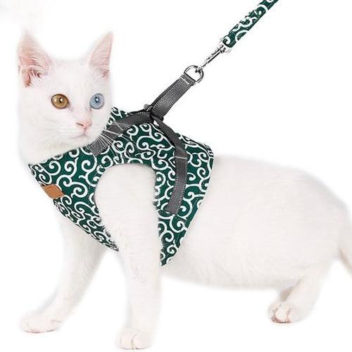 Cat Vest Harness And Leash Set To Outdoor Walking