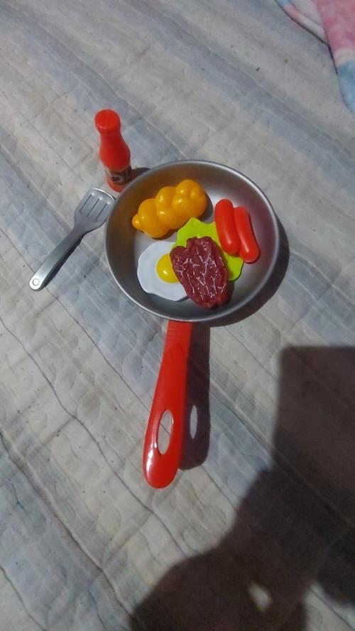 Children's Kitchen Toy Set with Steak Pan and Food for Girls & Boys photo review