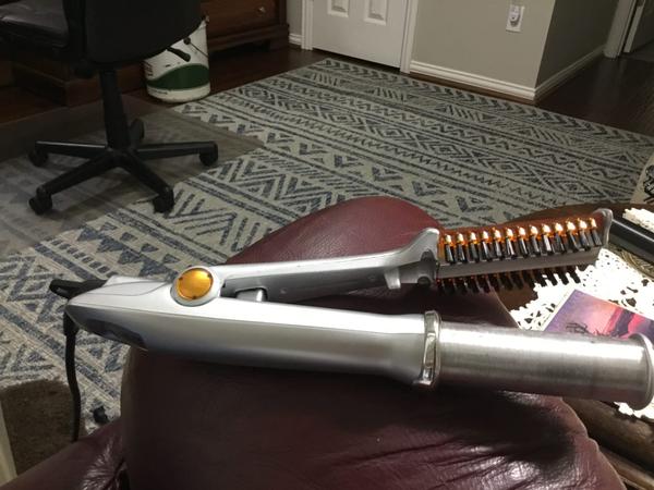 2-in-1 Rotating Hair Curler and Straightening Brush Styler photo review