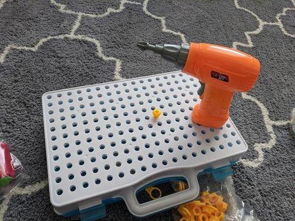 Creative Educational Building Blocks Sets with Toy Drill & Screwdriver Tool Set photo review