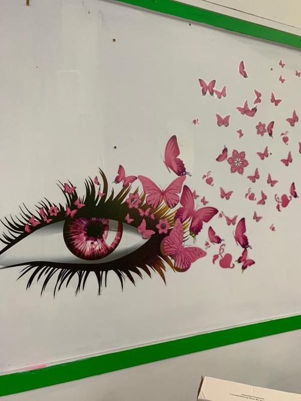 Creative Eyelashes Wall Sticker for Living Room Decoration photo review