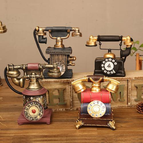 Creative Retro Telephone Model for Home Decoration and Entertainment