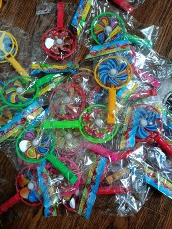 Cute Whistle Windmill Noise Makers for Kids Party Favors photo review