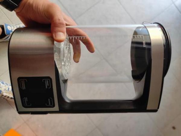 Deluxe Alkaline Water Ionizer Machine 2L photo review