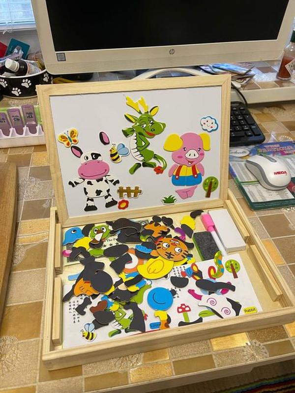 Educational Magnetic Box With Whiteboard & Chalkboard photo review