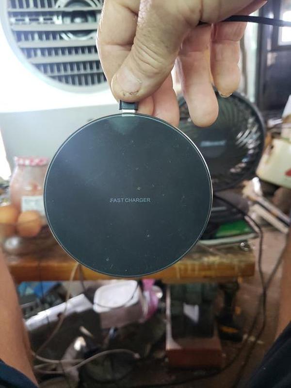 Fast Wireless Charger Pad photo review