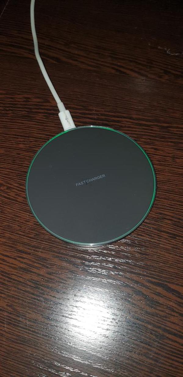 Fast Wireless Charger Pad photo review