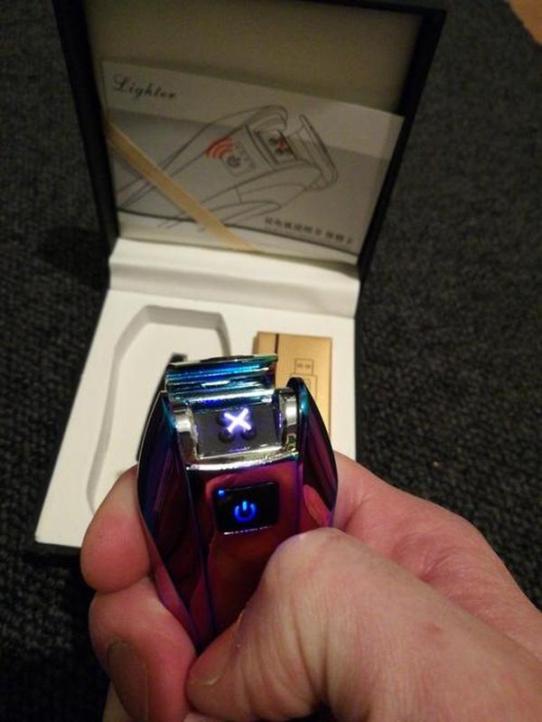 Fingerprint Induction Lighter Windproof Usb Charging photo review