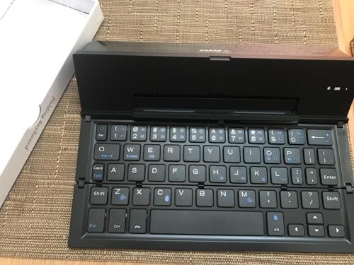 Folding Bluetooth Keyboard For Ios/Android/Windows - Type On The Go photo review