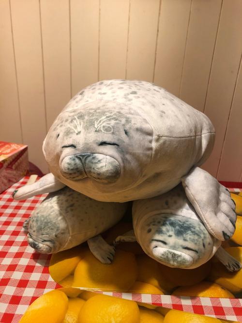 Giant 3D Blob Seal Pillow Soft Hugging Stuffed Cotton Plush Animal Toy photo review