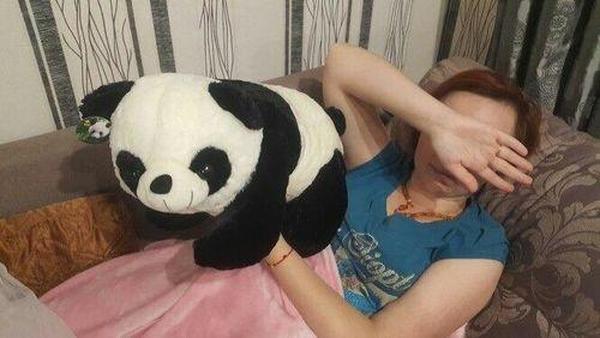 Cute Giant Panda Stuffed Animal Pillow – Soft Plush Doll Gift photo review