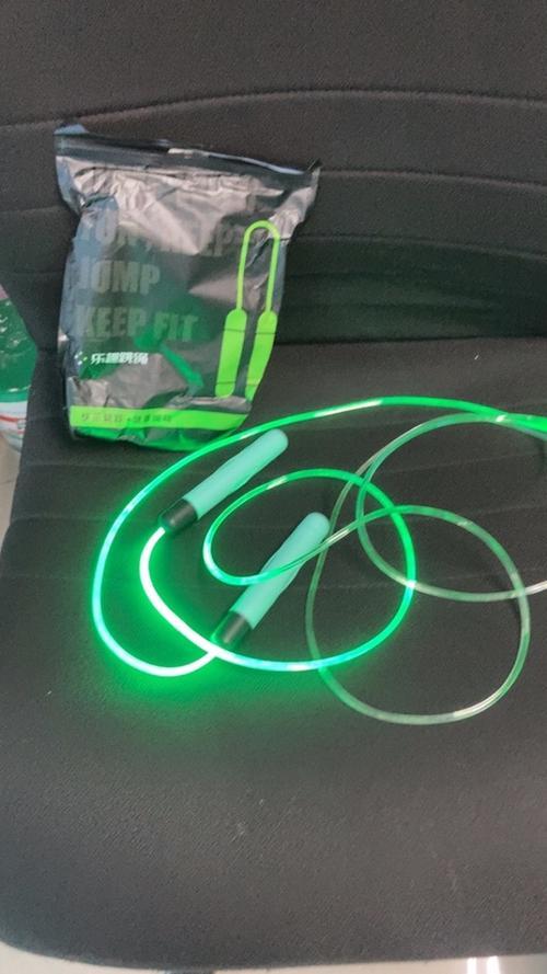 Glowing Skipping Rope - Adjustable Luminous Exercise for Fitness photo review