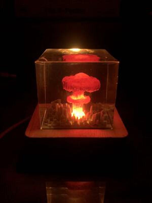 Handmade Atomic Bomb Resin USB Night Light, Halloween Christmas Gifts, Creative Crafts, Home Bedroom Desk Lamp photo review