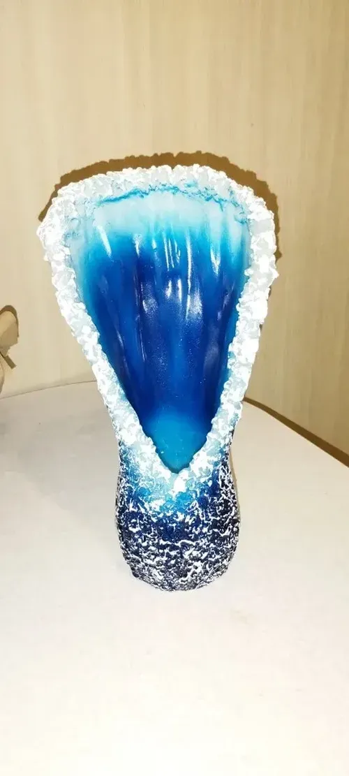 Handmade Resin Sea Wave Vase - Modern Home Decor photo review