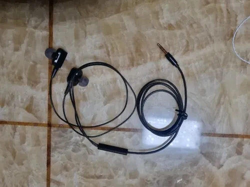 In-Ear Wired Earphones with 4D Bass & Built-in Mic photo review