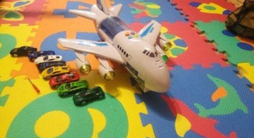 Kids Toys Passenger Plane Car, Early Education Sound And Light Track Toy Airliner photo review