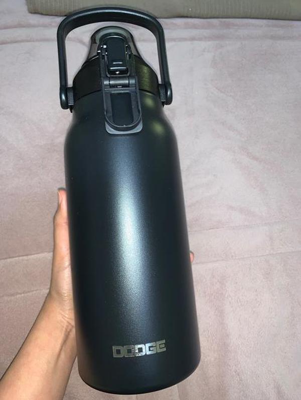 Large Capacity Thermos Bottle With Straw photo review