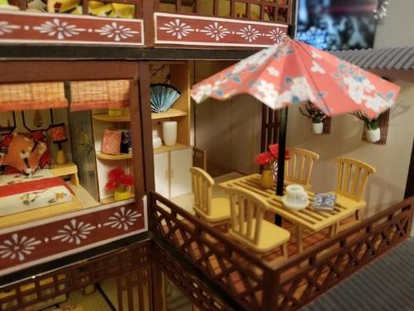 Large Realistic Wooden Doll House With Led Lights photo review