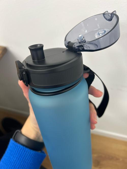 Leak-proof Portable Outdoor Travel Thermos Flask photo review