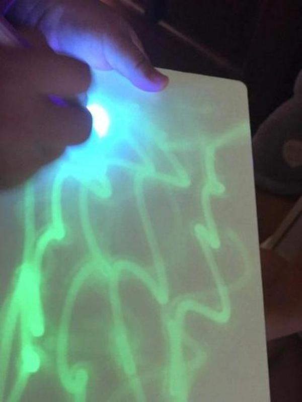 Led Light Drawing Board For Kids Educational Toy Drawing Pad 8 Light Effects Puzzle Board photo review