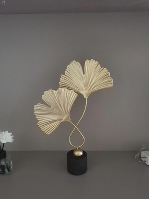 Luxury Nordic Gold Ginkgo Leaf Sculpture for Living Room Decor photo review