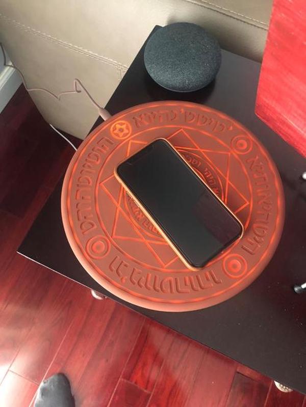 Magic Array Spell Circle Fast Charging Wireless Mobile Phone Charger photo review