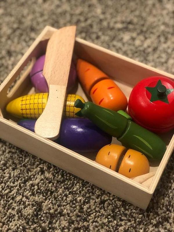 Miniature Kitchen Toys for Pretend Play with Vegetables photo review